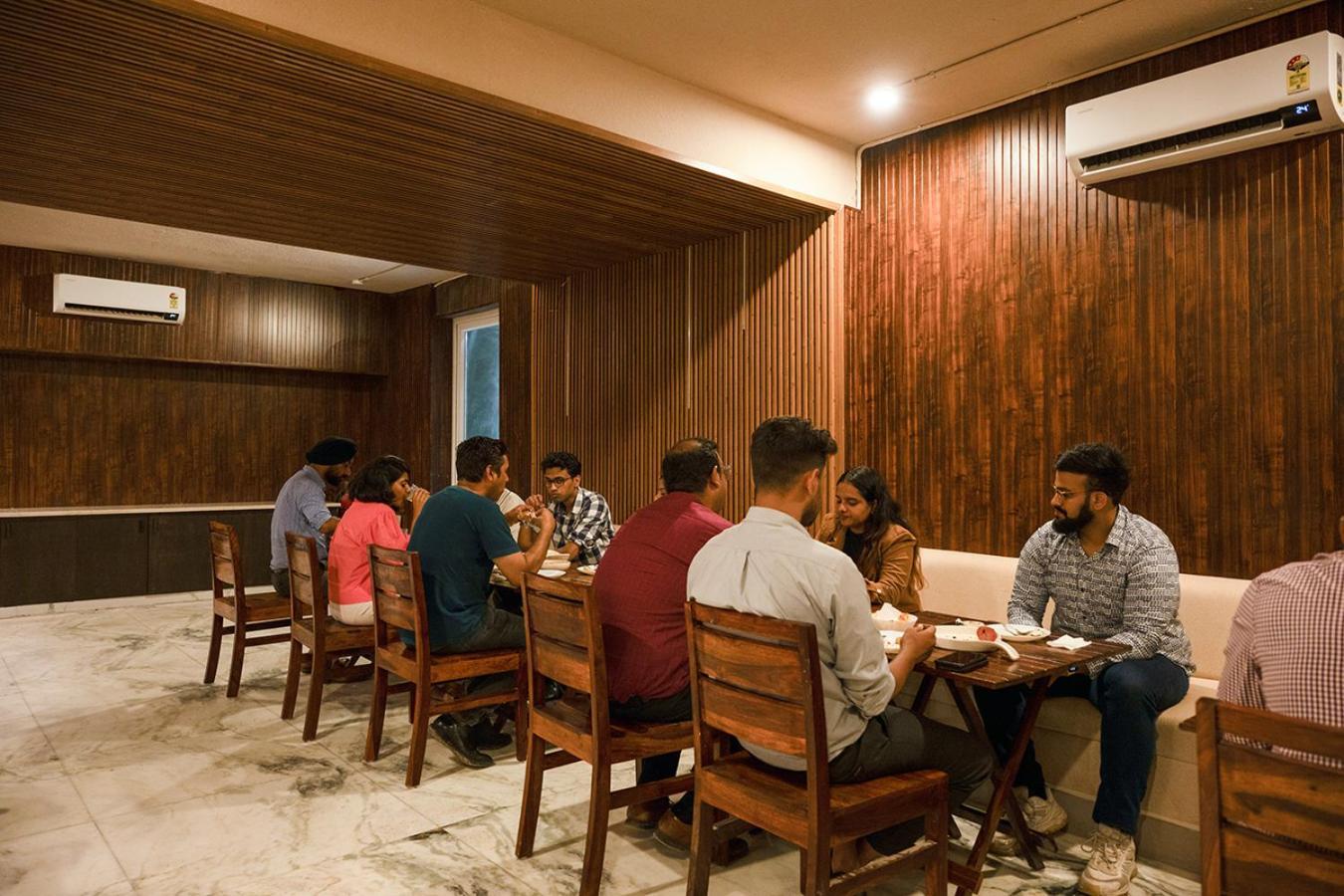 Firebrick Boutique Residences - Amethyst House Gurgaon Exteriör bild