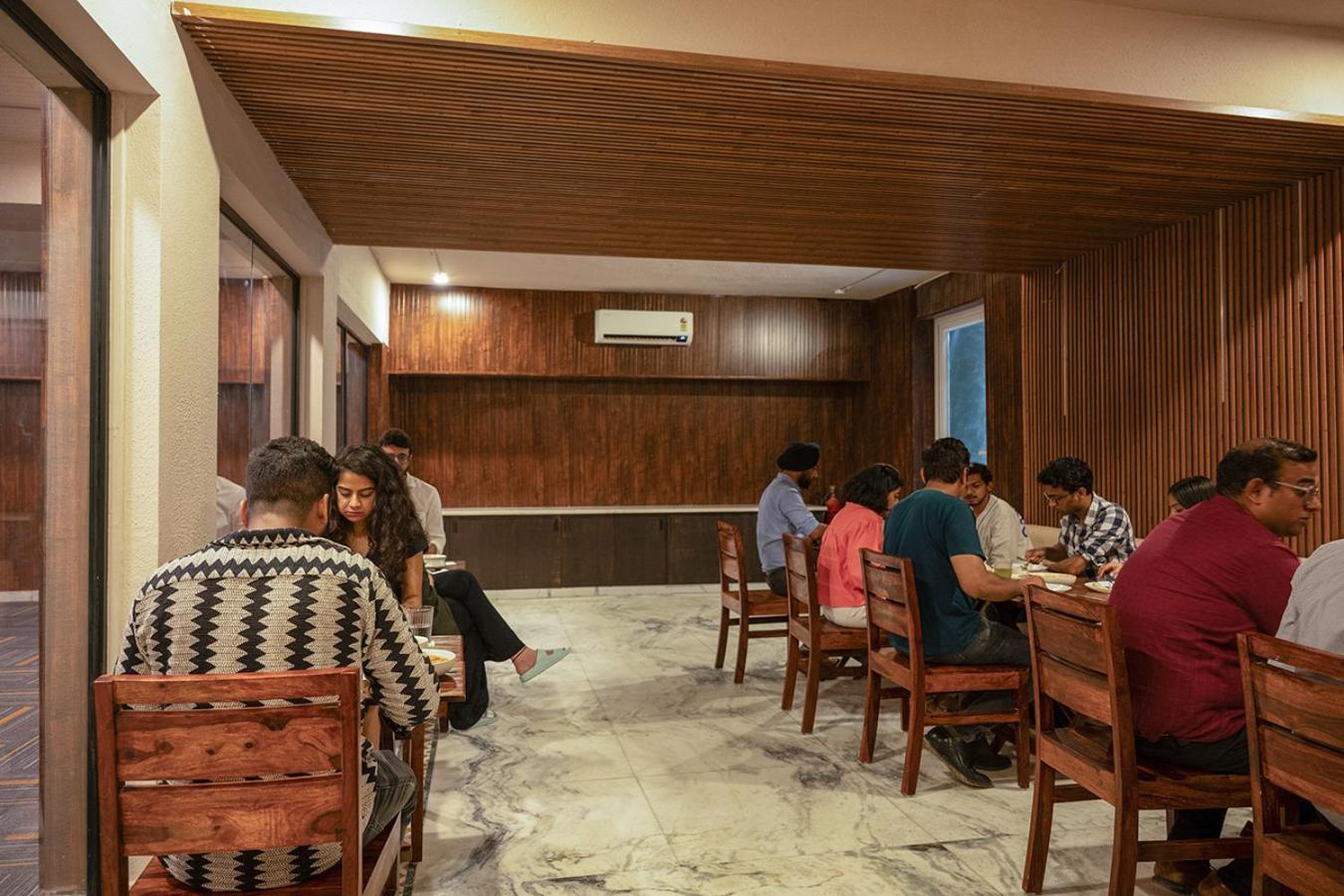 Firebrick Boutique Residences - Amethyst House Gurgaon Exteriör bild