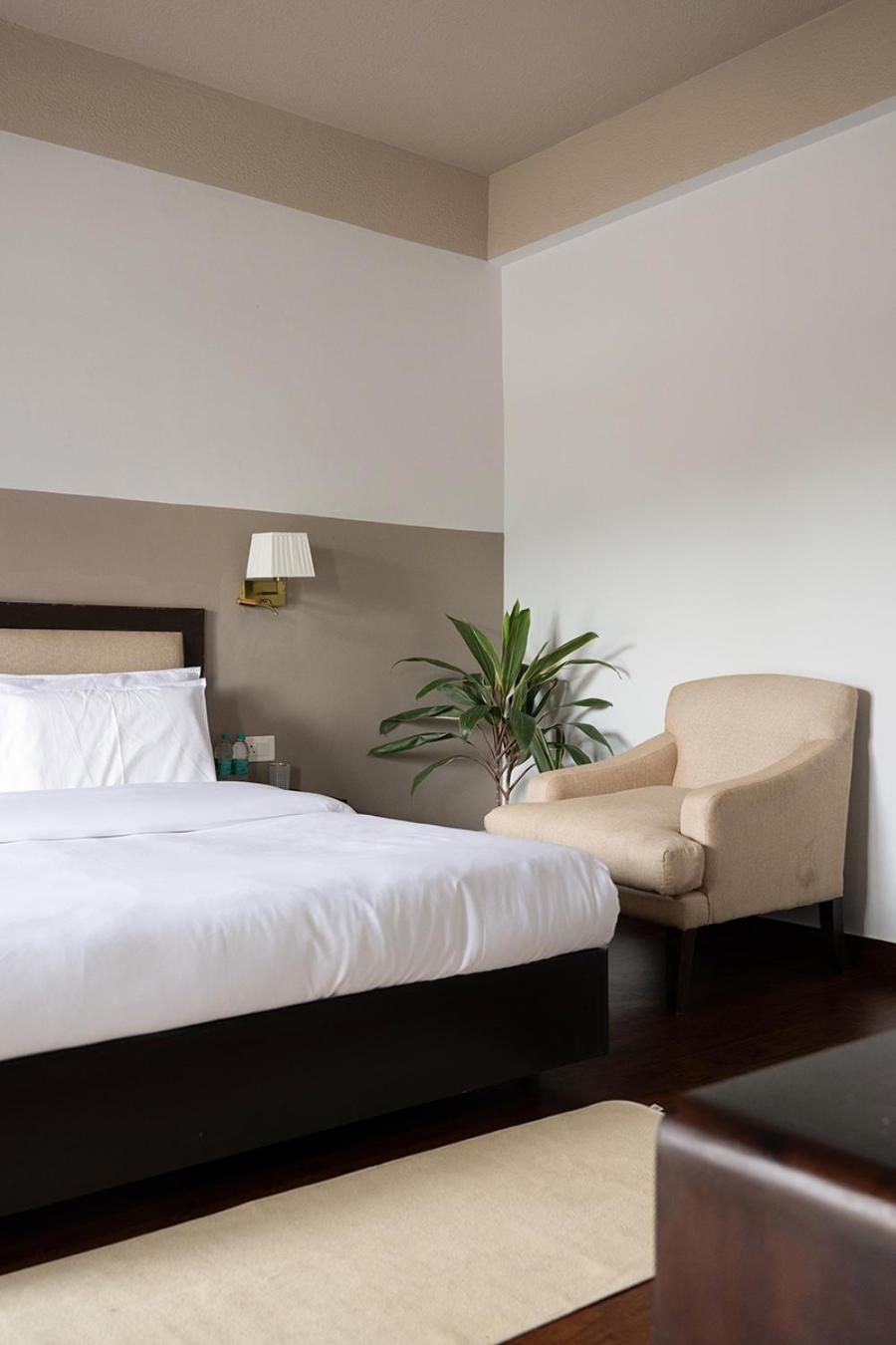 Firebrick Boutique Residences - Amethyst House Gurgaon Exteriör bild