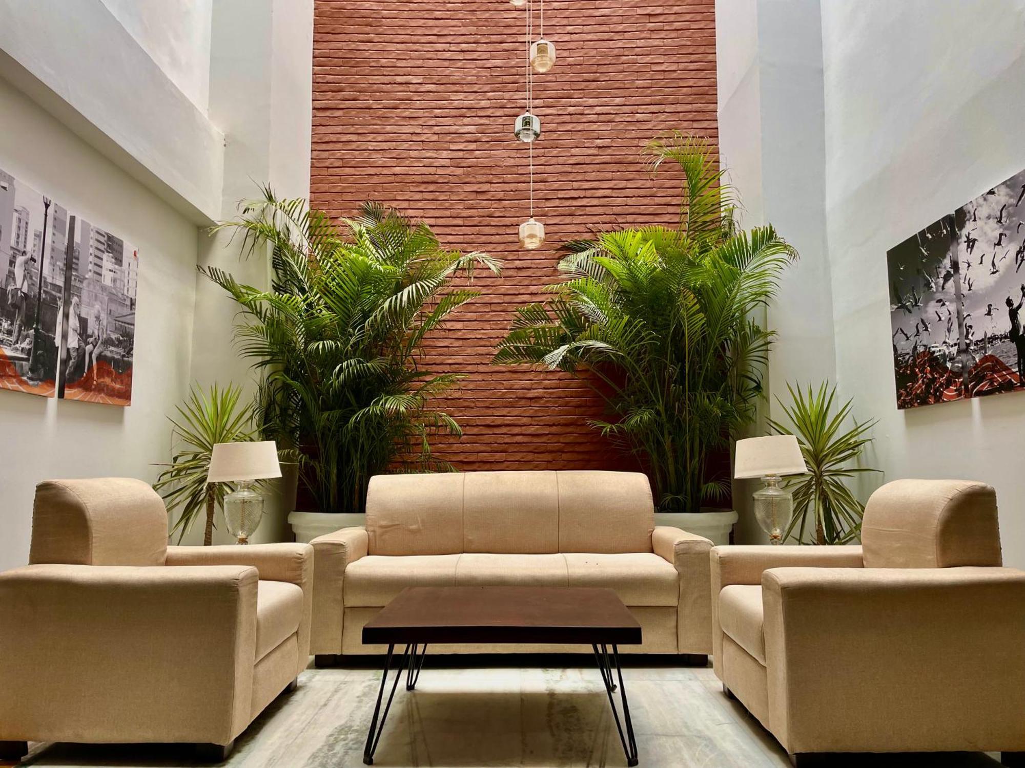 Firebrick Boutique Residences - Amethyst House Gurgaon Exteriör bild