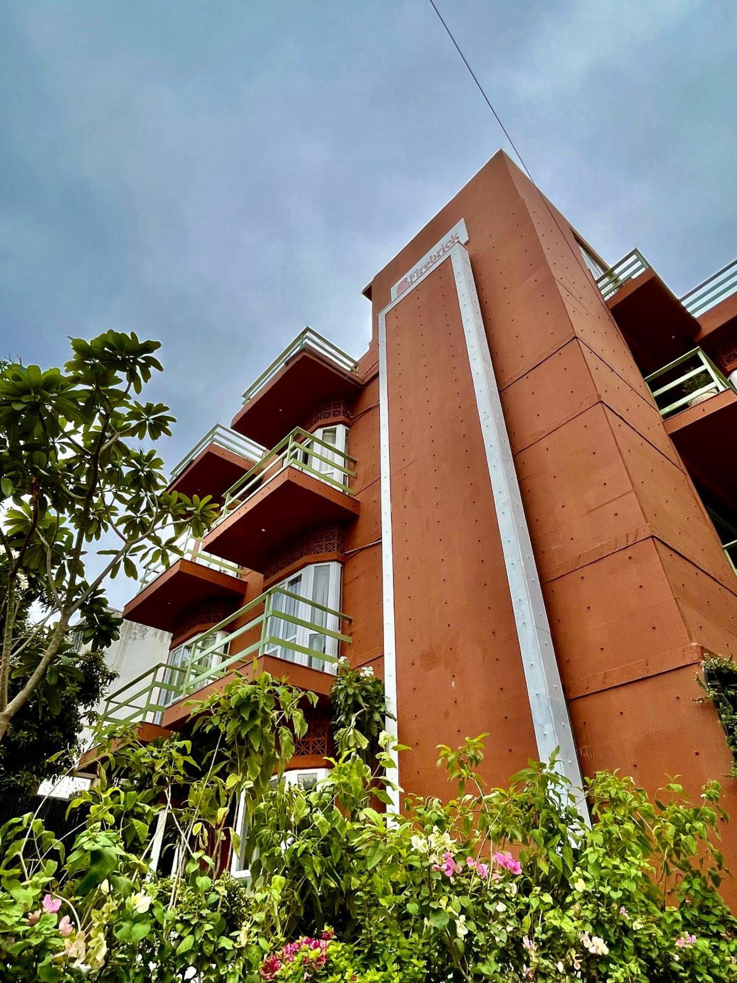 Firebrick Boutique Residences - Amethyst House Gurgaon Exteriör bild